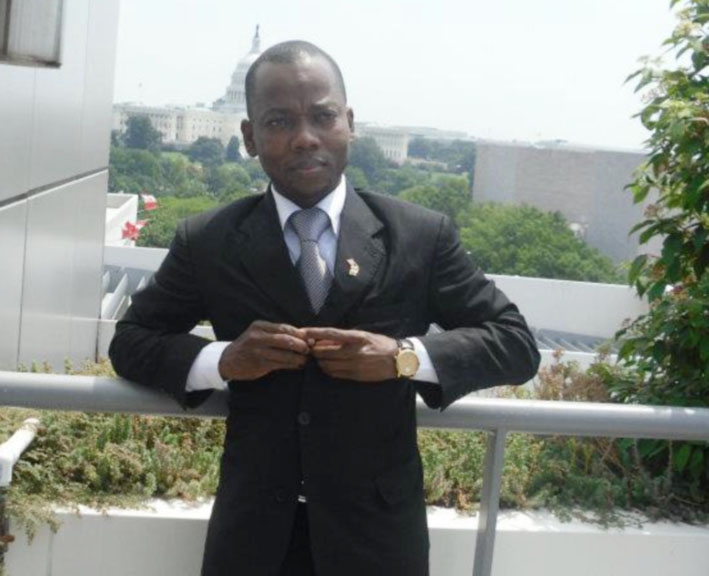 Deux responsables d’un journal satirique ivoirien entendus par la gendarmerie